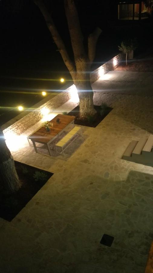Tzanetos Seaside Villa Kyparissia Luaran gambar