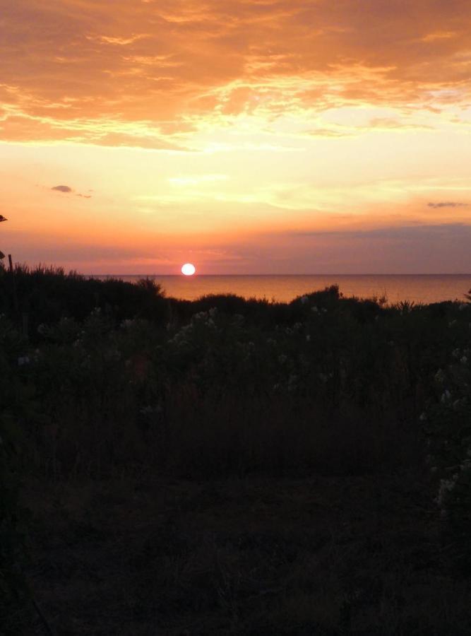 Tzanetos Seaside Villa Kyparissia Luaran gambar